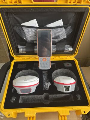 SinoGNSS T70 laser GPS receiver QZSS L5 RTK GNSS Receiver Offering Static Fast Static Accuracy H 3 Mm 0.4 Ppm V 5 Mm 0.5 Ppm Alongside External Power Supply 9.0 27.0 V DC for Navigation